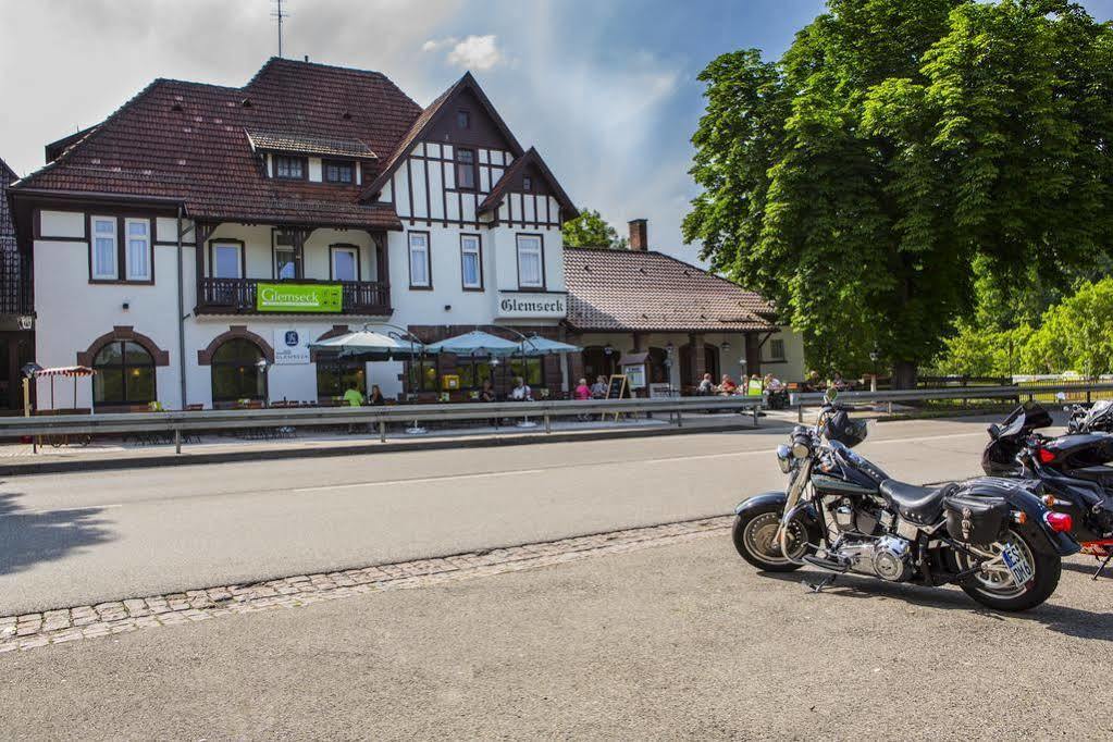 Restaurant Glemseck Hotel Leonberg Exterior photo